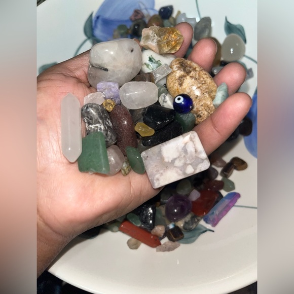 Mystery Crystal Bag - Picture 4 of 8